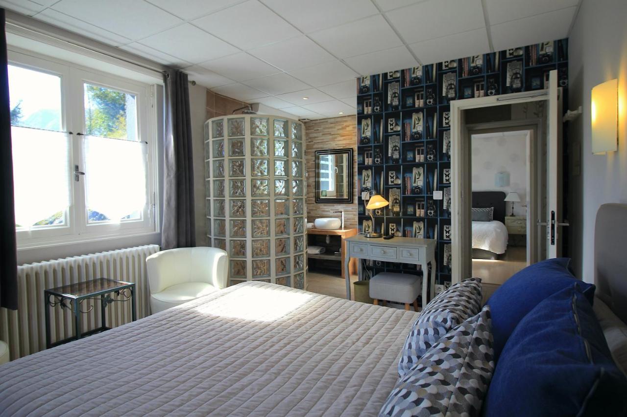 Logis Hotel L'Ayguelade Bielle ภายนอก รูปภาพ