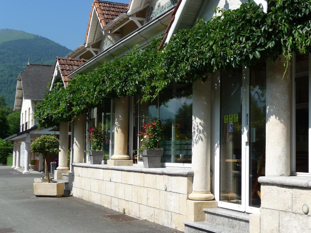 Logis Hotel L'Ayguelade Bielle ภายนอก รูปภาพ